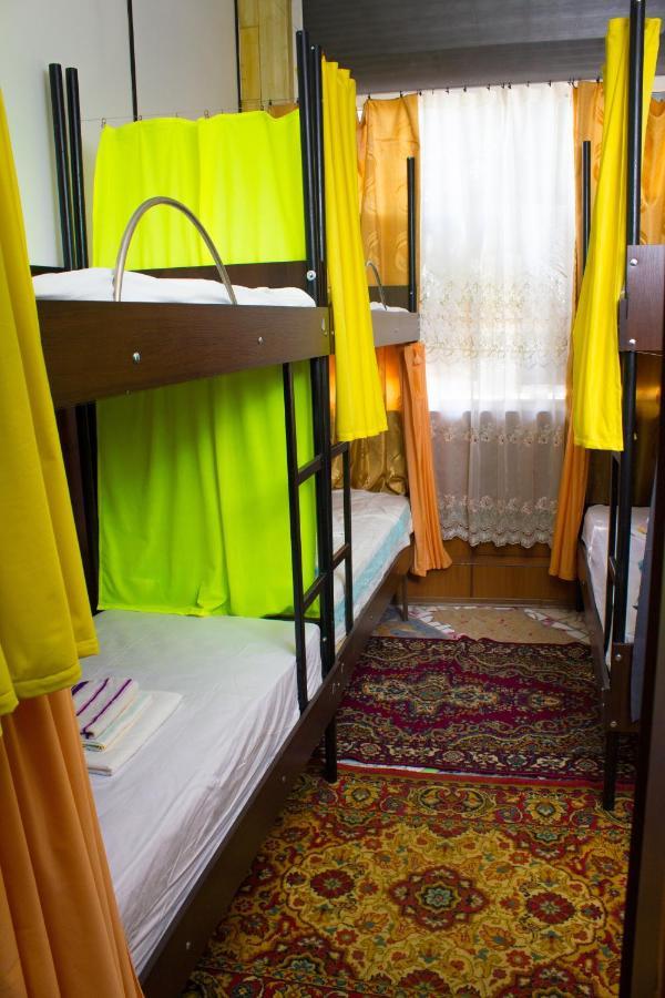 Клуб B55 Hostel Dnipro Exterior photo